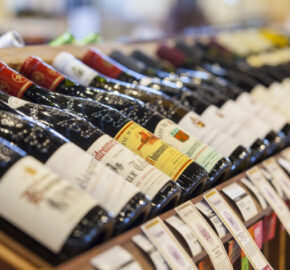 Liquor store in Fort-worth, TX