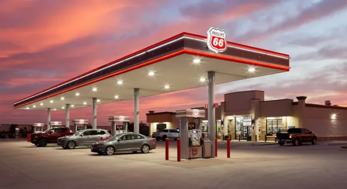 Mismanaged Gas Station in Austin